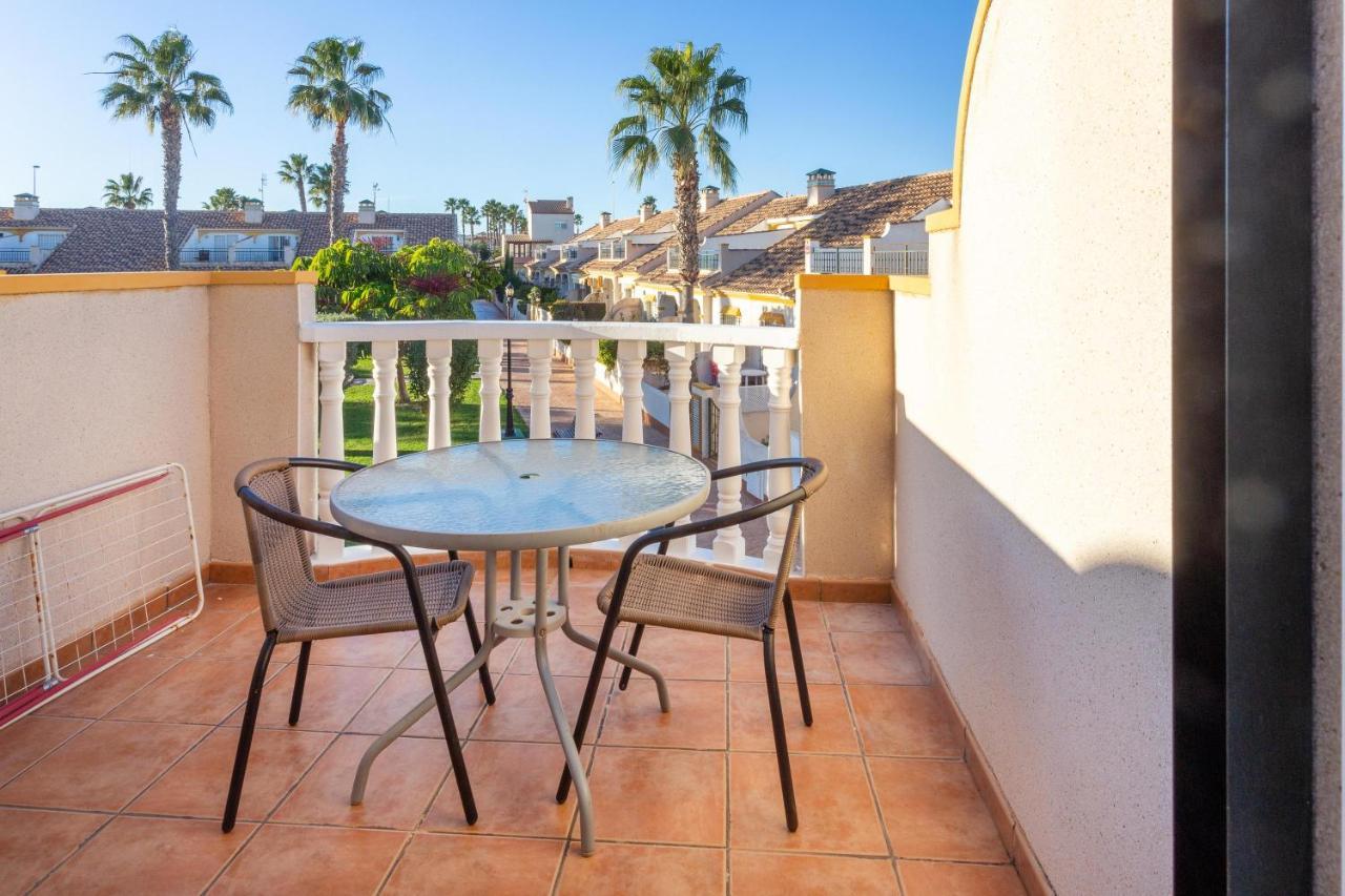 Pool-Side Townhouse In Cabo Roig Villa Orihuela Exterior photo