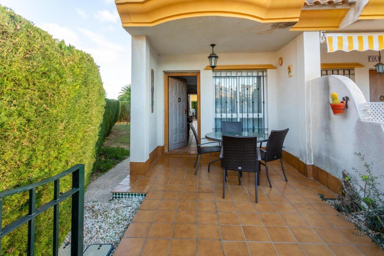 Pool-Side Townhouse In Cabo Roig Villa Orihuela Exterior photo