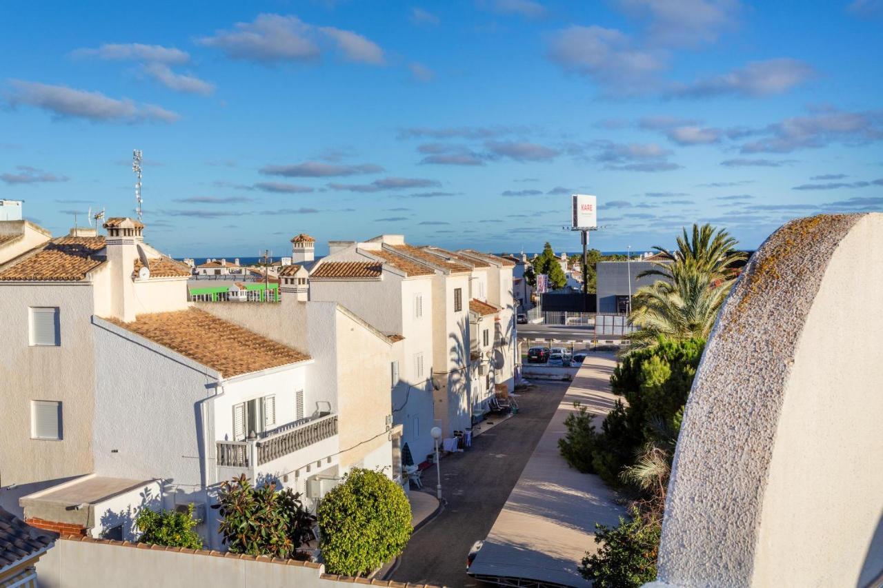 Pool-Side Townhouse In Cabo Roig Villa Orihuela Exterior photo